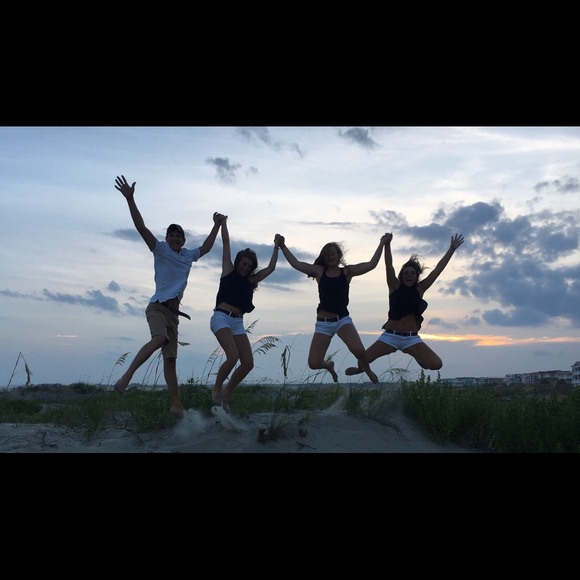 Meet your Posher, Logan - Picture 1 of 1